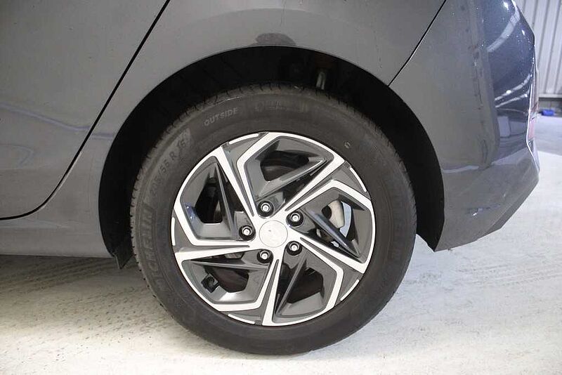 Hyundai i30 1.0 TGDI Klass LR 48V 120