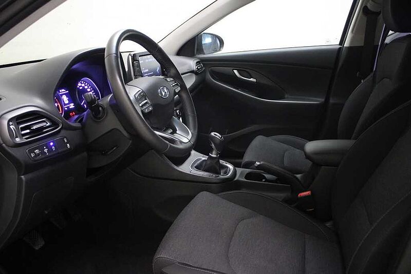 Hyundai i30 1.0 TGDI Klass LR 48V 120
