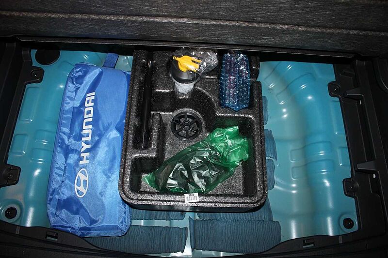 Hyundai Kona HEV 1.6 GDI DT Style Sky